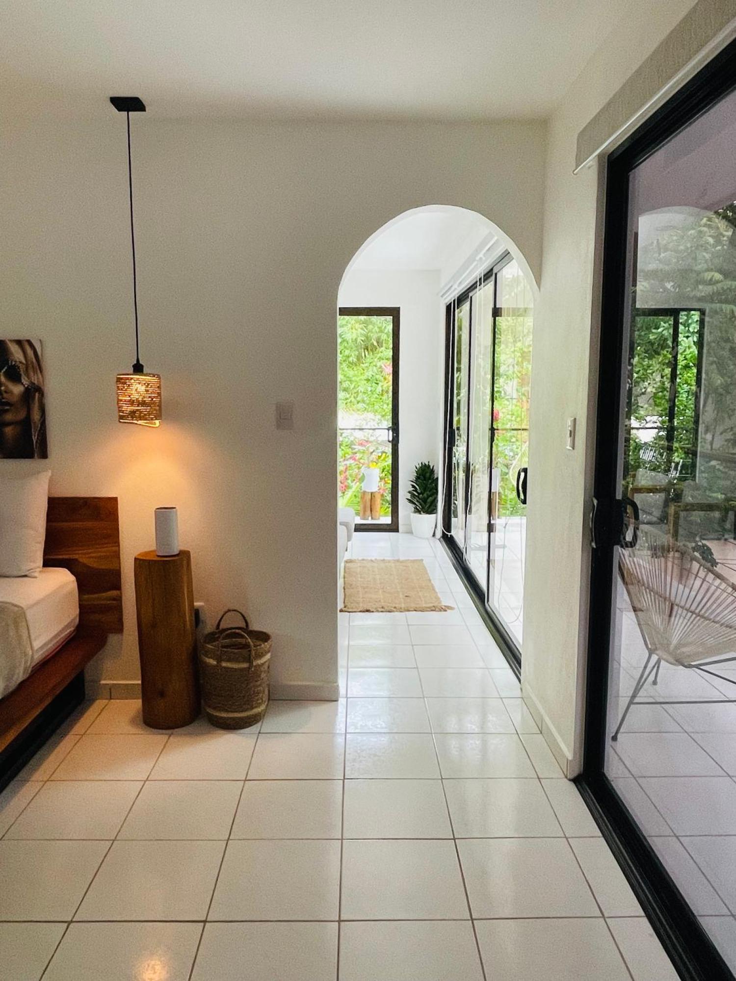 Encantador Loft Con Piscina 1 Bdr * Playa Santa Teresa (Puntarenas)